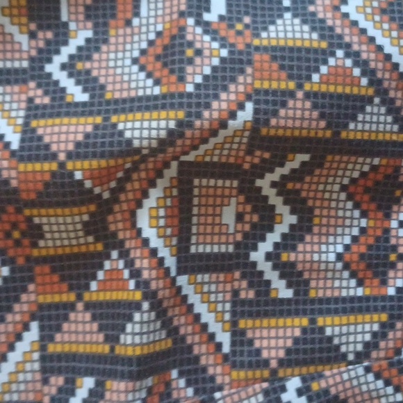 Printed pant in organge and multi color pants from h&m in size 12 stretch. - Picture 2 of 4